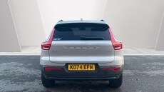 Volvo XC40 2.0 B4P Plus Dark 5dr Auto Petrol Estate